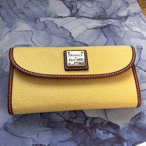 Dooney & Bourke Wallet